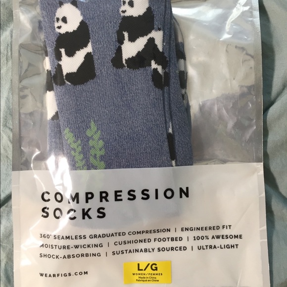 FIGS LE Save The Animals Panda Socks L Light Blue - Picture 5 of 9
